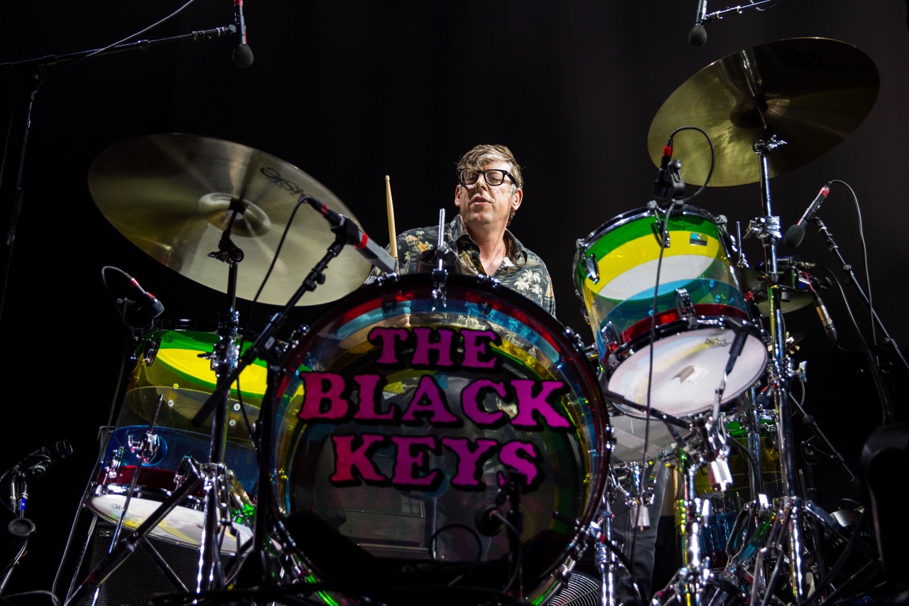 Review and Photos: The Black Keys rock out with fans at Chicago's ...