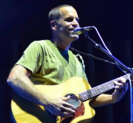 Jack Johnson performs at Huntington Bank Pavilion in Chicago on June 30, 2022.